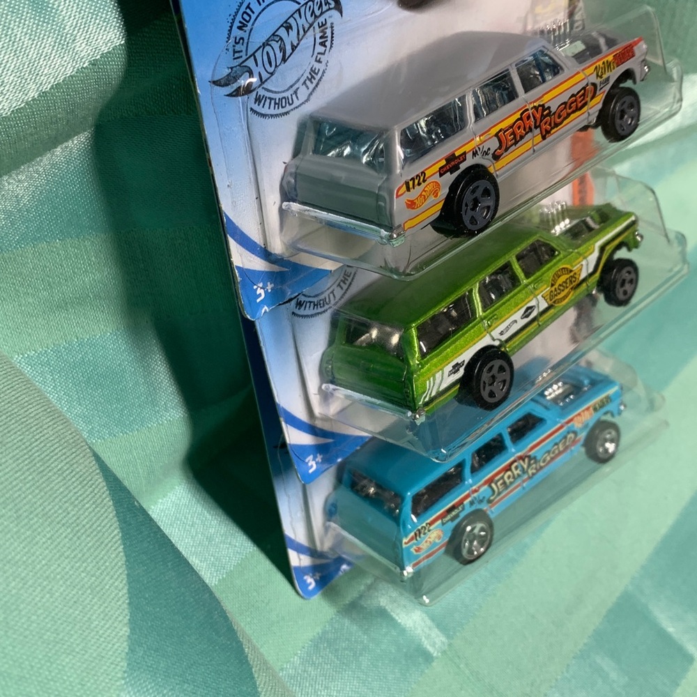 '64 Nova Wagon Gasser Set - Hot Wheels Jerry Rigged - Picture 4 of 10